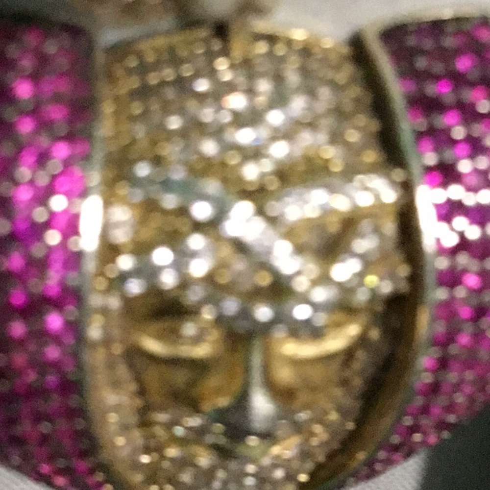 Jesus in a heart pendant 3D purple diamonds (pendant only)